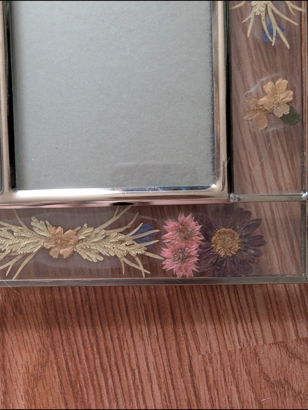 Vintage Pressed Flower Glass Frame - Picture 2 of 4